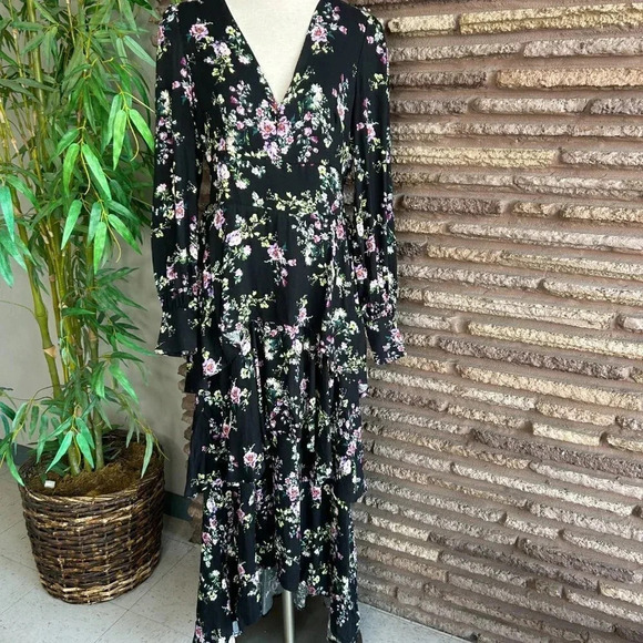 Fourteenth Place Nordstrom Floral Hi Lo Maxi Dress Size Medium - Picture 2 of 10